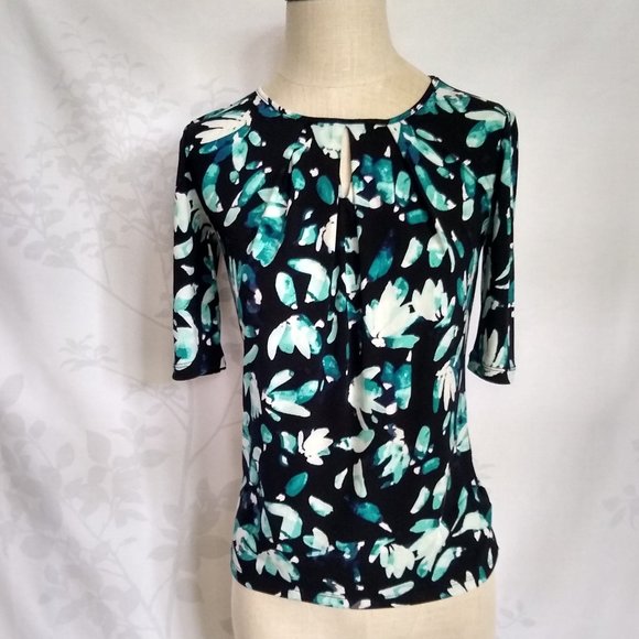 Ann Taylor blue floral keyhole blouse XXSP - Picture 1 of 6